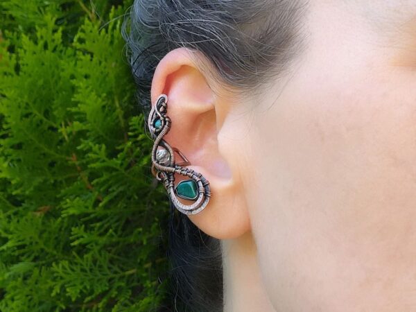 Záušnice z mědi s chryzokolem a křišťálem * Copper ear cuff with Chrysocolla and Crystal beads